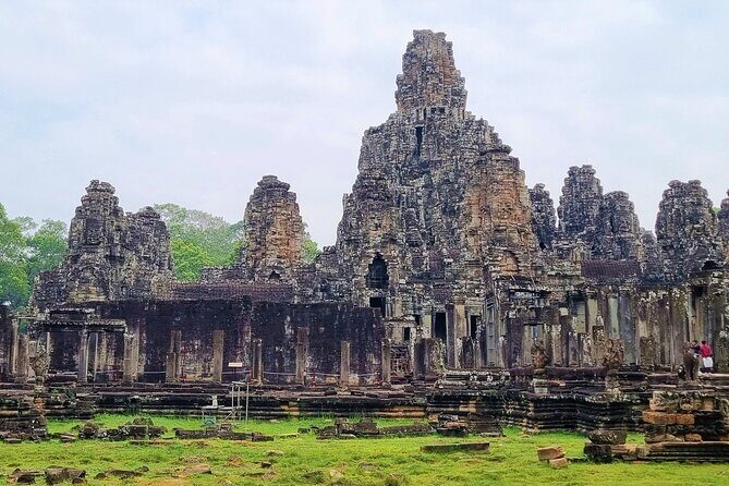 Angkor Wat Sunrise & All Highlight Angkor Temple Private Day Tour - Terrace of the Elephants and Terrace of the Leper King: detail stops that pay off