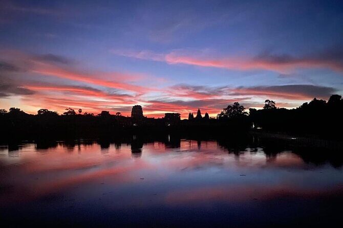 Angkor Wat Sunrise and Angkor Thom Sunset Tour - How the tour timing works: 4:30 am sunrise to South Gate sunset