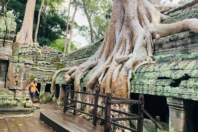Angkor Wat Sunrise and Angkor Thom Sunset Tour - Stop 3: Banteay Kdei, a quieter Buddhist stop with Khmer depth