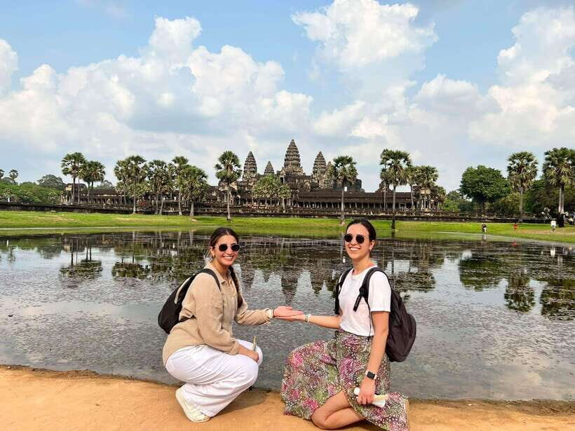 Angkor Wat Sunrise Bike Tour With Lunch Included - Bikes, Helmets, and Why the Support Transport Feels Reassuring
