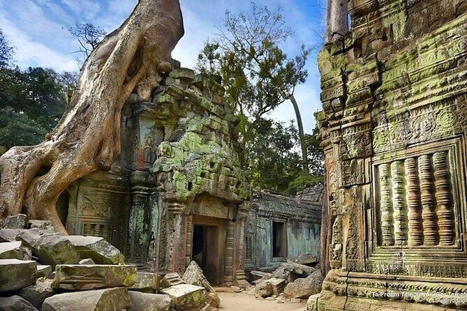 Angkor Wat Sunrise: Exclusive Private Tour! - Stop 3: Ta Prohm and the Jungle-Grabbed Look (About 1 Hour)