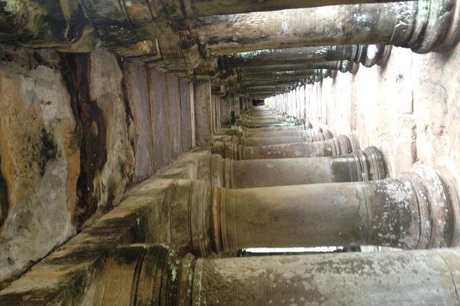 Angkor Wat Sunrise Experience – Ultimate 1-Day Guided Temple Tour - Stop 2: Ta Prohm with a Tomb Raider-famous view (and more than that)