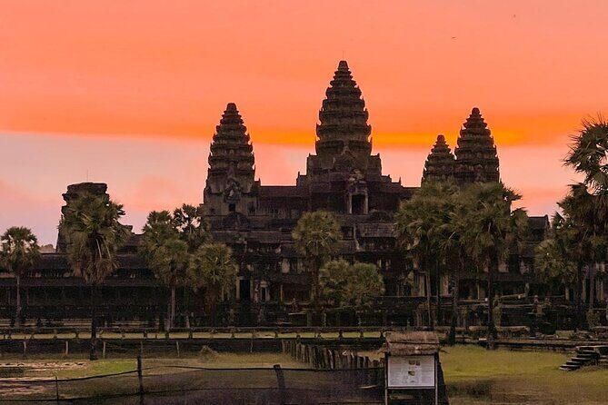 Angkor Wat Sunrise Experience – Ultimate 1-Day Guided Temple Tour - Stop 3: Angkor Thom in one focused hour