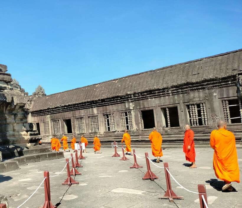 Angkor Wat Sunrise Shared Tours: Bayon-Ta Prohm-Banteay Srei - Guide quality: when interpretation makes the temples click