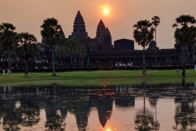Angkor Wat Sunrise Tour - Getting to the temples: pickup, transport, and comfort basics