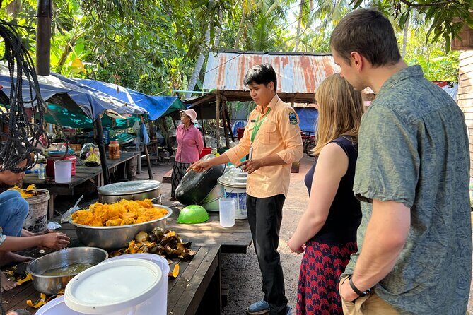 Angkor Wat Sunrise Tour By E-Bike Experience With Breakfast Included - Srah Srang breakfast: local food before you hit the next temples