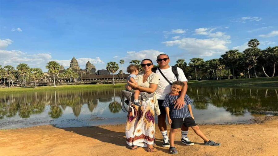 Angkor Wat Sunrise Tour Half-Day (Join-In-Tour) - Angkor Thom and Bayon: From the Khmer Empire Capital to the Smiling Faces