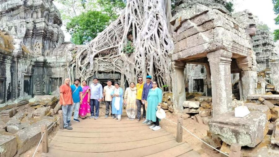 Angkor Wat Sunrise Tour Half-Day (Join-In-Tour) - Ta Prohm: When Tree Roots Take Over the Scene