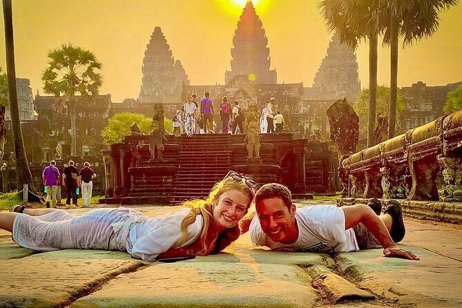 Angkor Wat Sunrise tour with Small - Group and Guide tours - Ta Keo: the unfinished temple with a dramatic climb