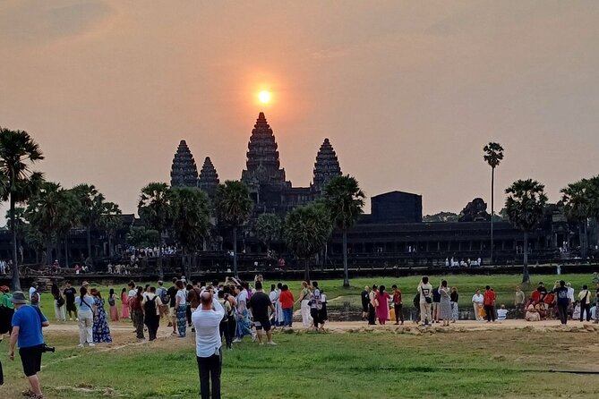 Angkor Wat Sunrise Tour - Angkor Wat at first light: what you’re actually aiming for