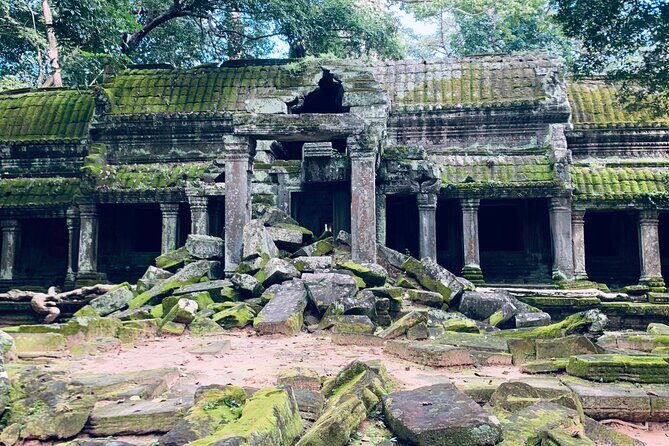 Angkor Wat Sunset TUK TUK Tour - South Gate Sunset vs Phnom Bakheng: How to Choose Your Sunset View