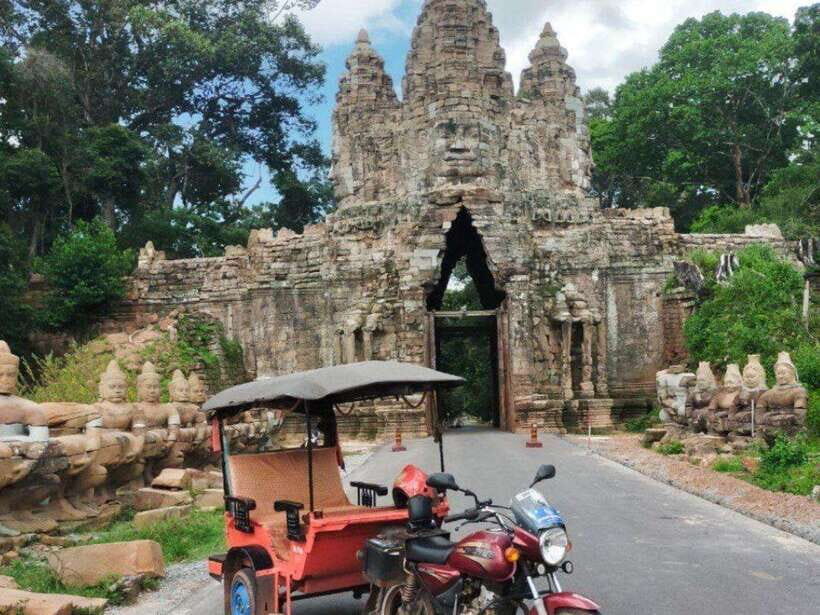 Angkor Wat Tour by Tuk-Tuk with English Speaking Driver - Pre Rup and Sunset: The Best Way to Close the Day