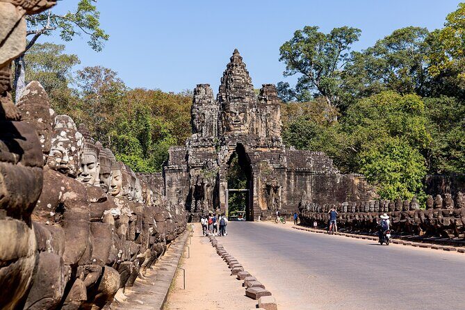Angkor Wat Tour, Explore The Main Temples With Tour Guide - What’s included, what’s not, and what to bring for an easier day