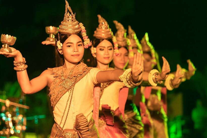 Apsara Dance Show with Dinner by Tuk-Tuk Roundtrip Transfer - Should you book Apsara dance show with dinner and tuk-tuk transfer?