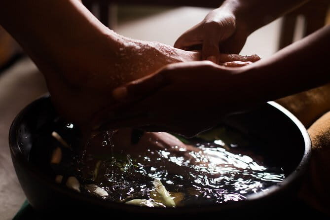 Apsara Indulgence 4 Hands Massage in Phnom Penh - Who This Fits Best (and When to Choose Something Else)