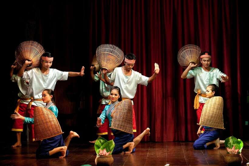 Apsara Performance include Dinner & hotel pick up - Apsara Theatre in Siem Reap: What the 1.5-Hour Evening Feels Like