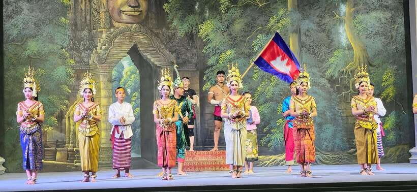 Apsara Theater Performance include dinner & Hotel pick up - Practical tips so your night goes smoothly