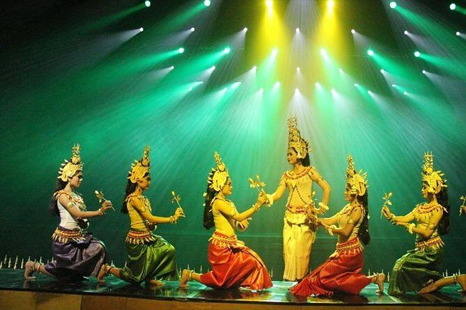 Apsara Theatre Performance include Dinner - Entering the theatre: Amazon Angkor and what the room feels like