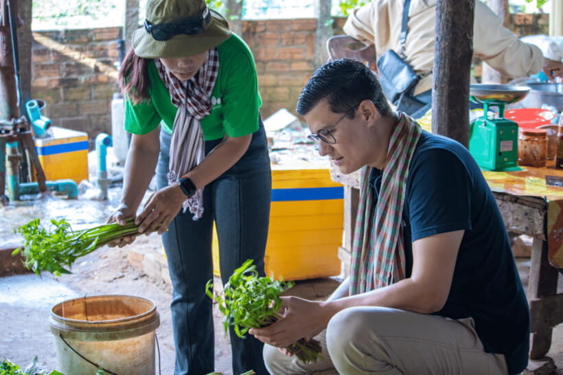 Authentic Siem Reap: Tuk Tuk Countryside and Sunset Tour - Basket workshop visit: tools, religious items, and a few surprising materials