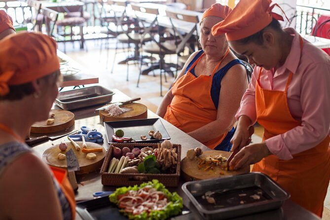 Award-Winning Cooking Class Experience with Professional Teacher - Price and logistics: is $22 really good value?
