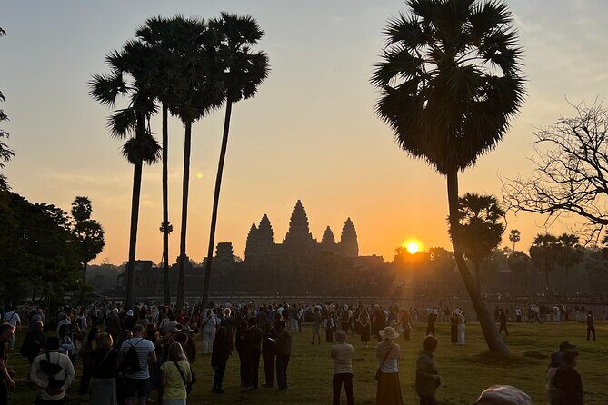 Bangkok to Angkor Wat 2 Days 1 Night by Flight - Two Days That Start and End at Siem Reap Airport (SAI)