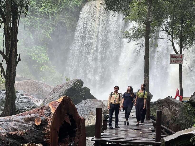 Banteay Srei, Beng Mealea and Kulen Mountain with Picnic - Phnom Kulen highlights: Amazing Cliff, reclining Buddha area, and 1,000 Lingas from 802 AD
