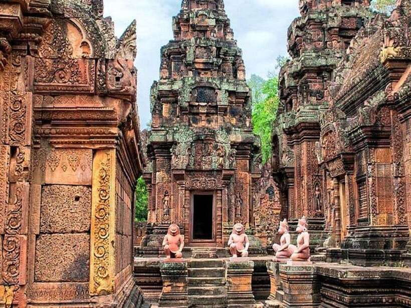 Bantreay Srei , Kbal Spean and Landmine Museum with Tuk Tuk - Kbal Spean: Forest Walk First, River Carvings Second