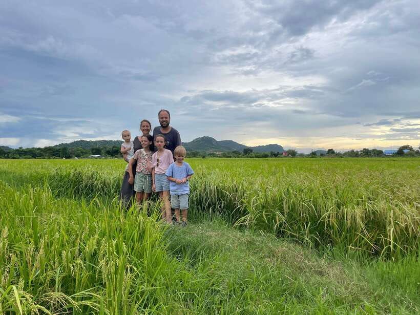 Battambang: Bamboo Train, Bat Cave and Killing Cave Tour - What to bring: the Battambang afternoon survival list