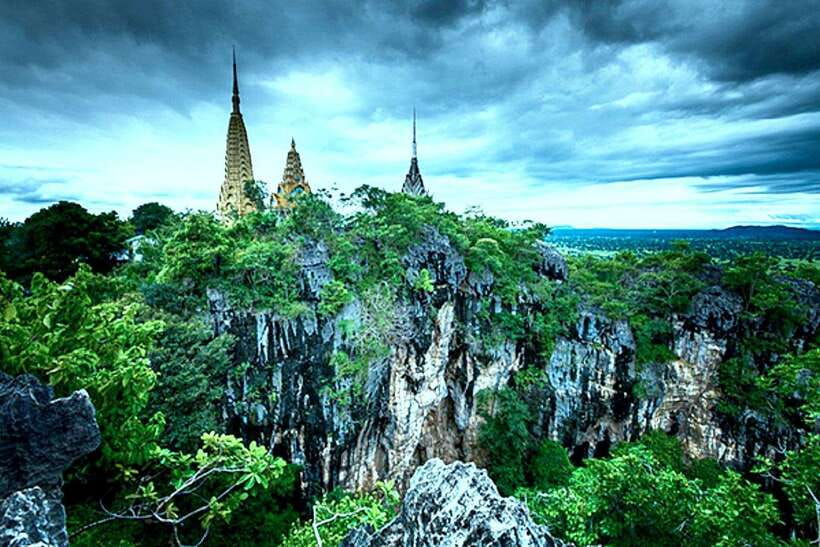 Battambang: Bamboo Train, Bat Cave, Killing Cave by Tuk Tuk - The Hanging Bridge Walk: A Classic Pause Over the Countryside