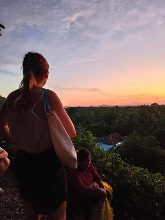 Battambang family tuktuk tour BambooTrain/Wat Banan/Bat cave - Price and logistics: what the $8 base really means