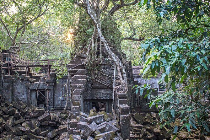 Beng Melea & Koh Ker Temples Small-Group Tour - Guide commentary is the difference-maker