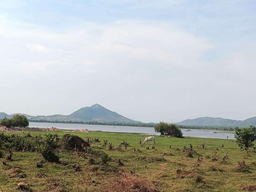 Bokor mountain, Pepper plantation and Man-made lake - Black Palace to the Royal Residence: What You’re Really Seeing