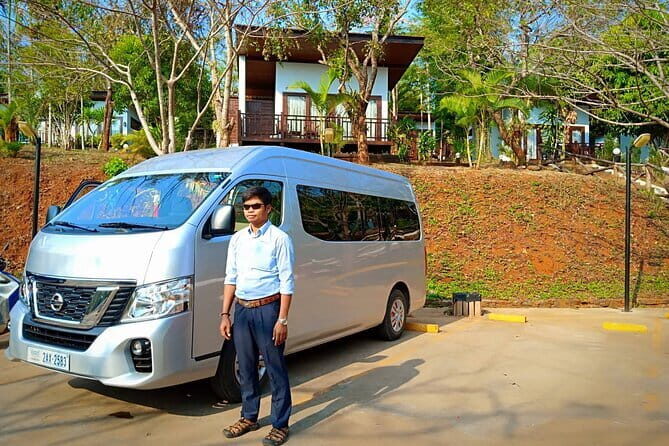 Border Transfer (Siem Reap to Thailand) - Luggage, Vehicle Size, and Family-Friendly Convenience