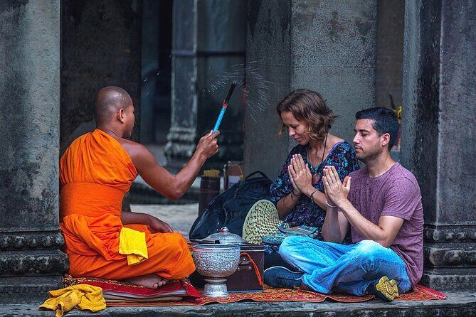 Buddhist Monastery with Monks Water Blessing - Should You Book the Buddhist Monastery Water Blessing Tour?