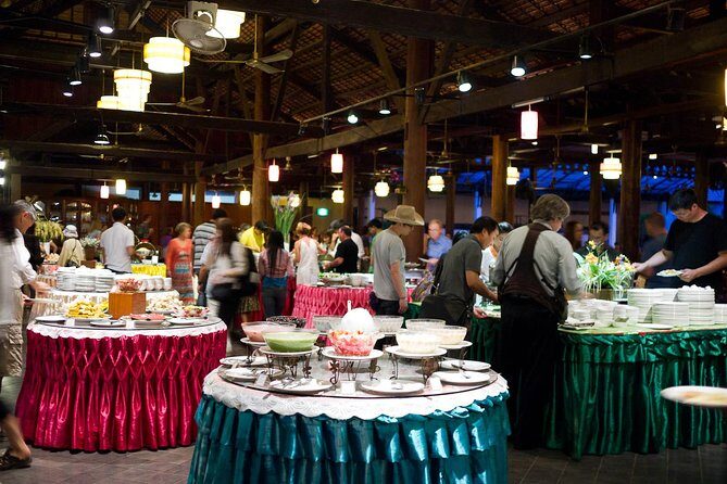 Buffet dinner with Apsara Show (Free 2 ways hotel transfer) - Khmer culture on a dinner schedule