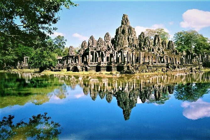 Cambodia Highlight 6 Days Tour from Siem Reap to Phnom Penh - Phnom Penh in one packed sweep: palaces, pagodas, and hard truth
