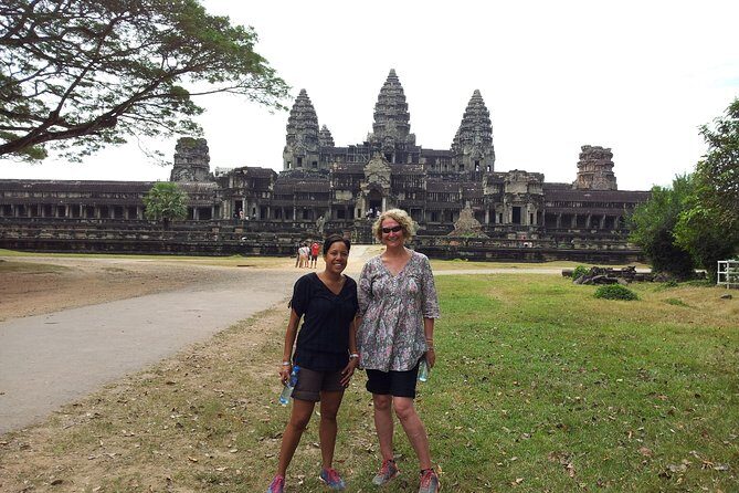 Cambodia Highlight 6 Days Tour from Siem Reap to Phnom Penh - Day 6: you fly out with a clean finish