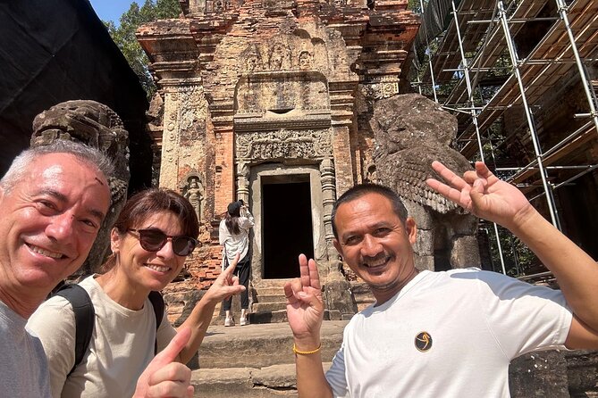 Cambodia Taxi Service - Stop 2: Skun Insects Market—Watch, Learn, and Decide Your Comfort Level