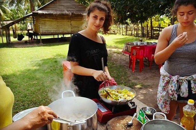Cambodian Private Cooking Class at a Local's Home - Customization and Comfort: Handling Preferences Without Breaking the Flow