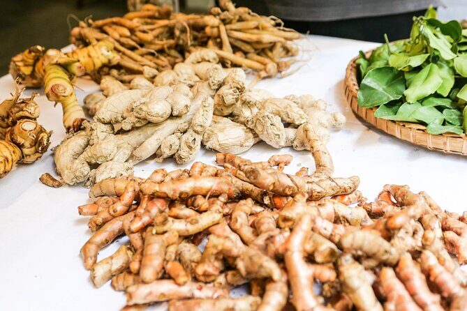 Cooking Class in Phnom Penh - 5:00 PM Meet-Up at Phnom Penh Spice: Coconut Water, Fruit, and Spice Basics