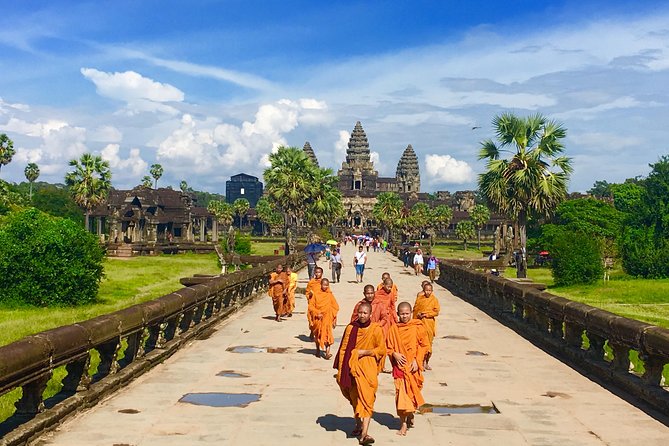 Discover Cambodia 8 Days from Siem Reap to Koh Trong -Phnom Penh - The Road Trip to Kratie: Naga Bridge, Kampong Thom, and Crossing to Koh Trong
