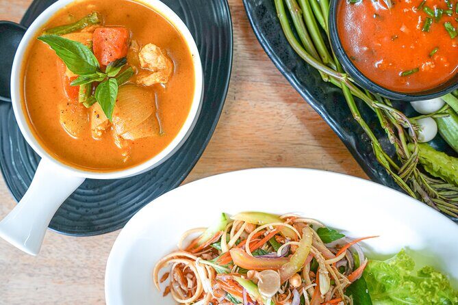 Discover the Tastes Temples and Tales of Authentic Cambodia - Battambang by Bike and Tuktuk: Bat Caves and River-Side Dinner