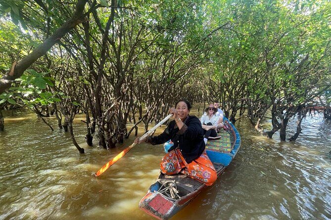 Experience Tranquility: Kampong Phluk Floating Villages Tours - Pepper farm and a Buddhist temple: the side of Kampong Phluk beyond water