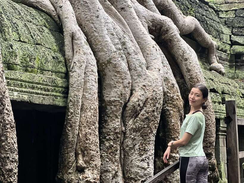 Explore Angkor Wat by Bike and Sunset - Phnom Bakheng sunset: the finale you’ll remember longest