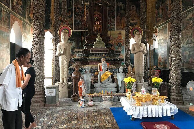 Exploring Battambang History (Walking Tour) - The guide experience: clear English, fast stories, good pacing