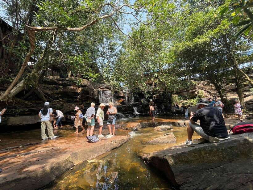 Exploring Sihanoukville: Shore Excursions from Cruise Ports - From Port Gate 2 to One Lion Circle: the logistics that save time