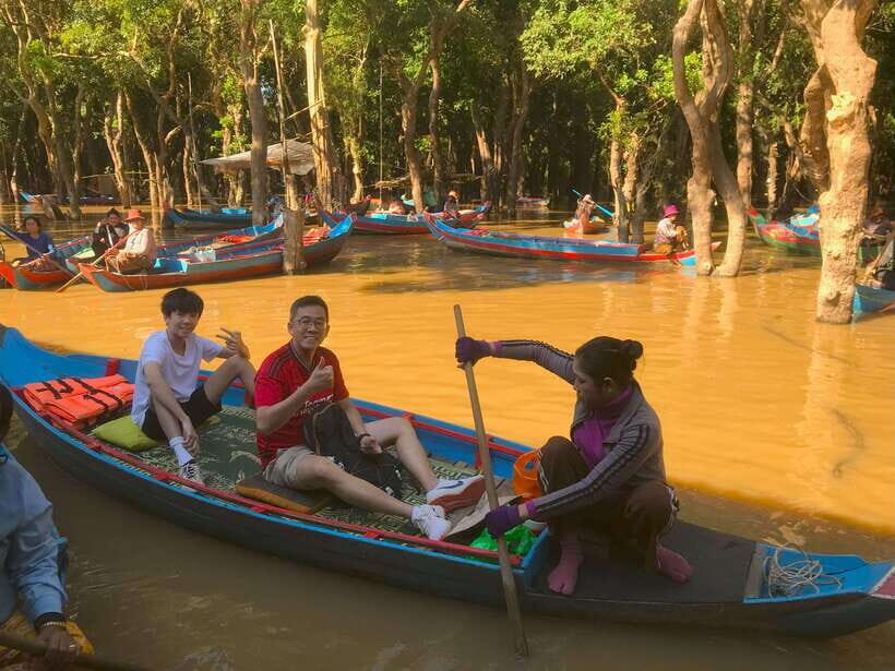Exploring the Enchanting Kampong Phluk Floating Village - Choosing Rainy Season vs Dry Season