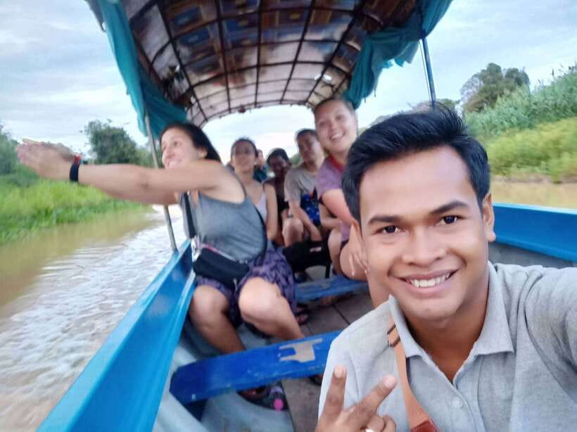 Floating Village and Tonlé Sap Sunset Tour - Mey Chrey floating village: less-visited means more real