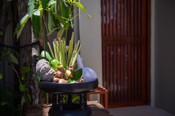 Four Hand Bliss (65 Mins) + Free Pick up or Drop Back - Karona Spa comfort: what accessibility and rules mean for you