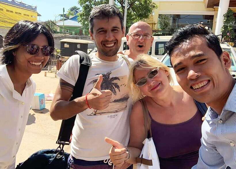 From Phnom Penh: Kampot and Kep Day Trip with English Guide - Salt farm coffee and Kampot’s salt field: the production story first